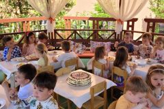 IMG-24b6e0cb8e8ec15056ee4e5cdc3a2ef8-V-696x928